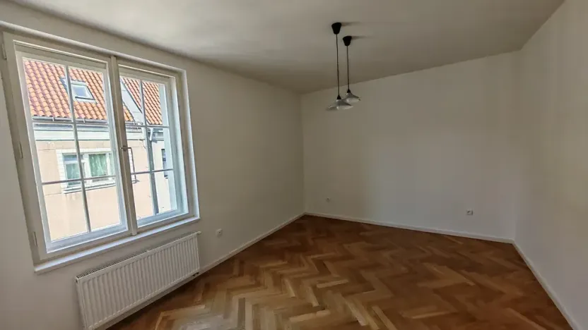 Pronájem bytu 2+1, Praha - Staré Město, Dlouhá, 61 m2