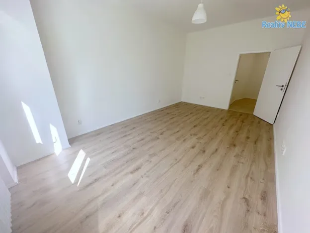 Pronájem bytu 2+kk, Praha - Žižkov, Baranova, 62 m2