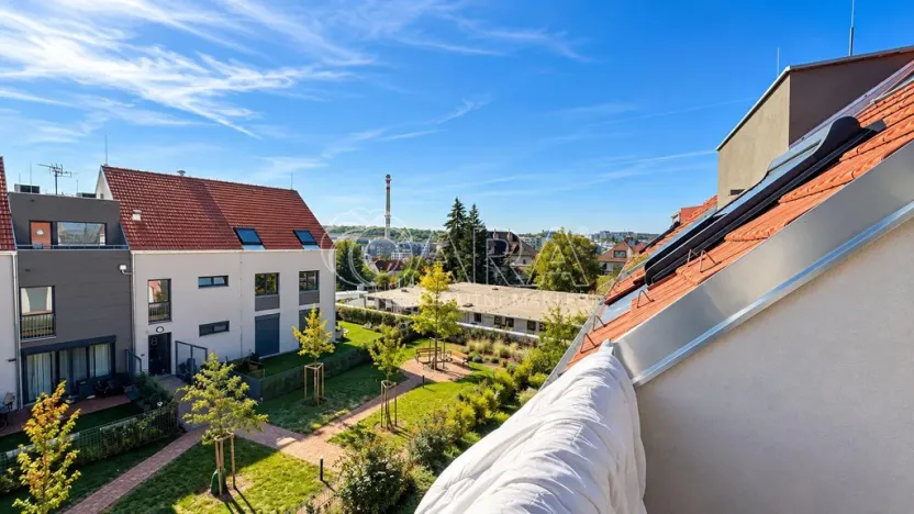 Pronájem bytu 1+kk, Praha - Radlice, Na Farkáně I, 28 m2