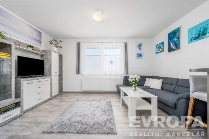 Pronájem bytu 2+kk, Hostivice, Litovická, 53 m2