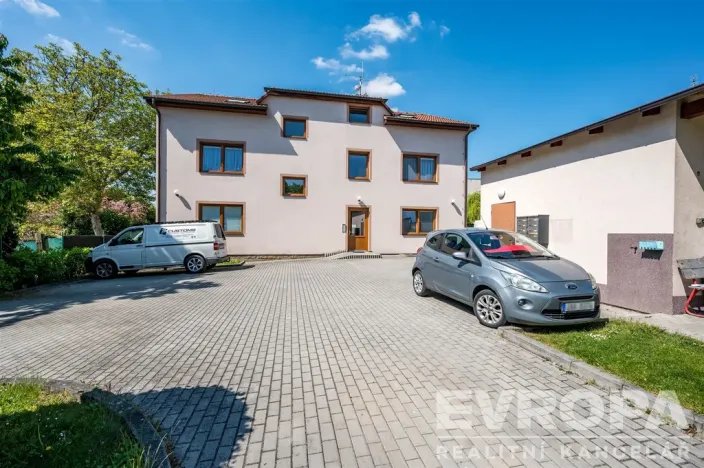 Pronájem bytu 2+kk, Hostivice, Litovická, 53 m2