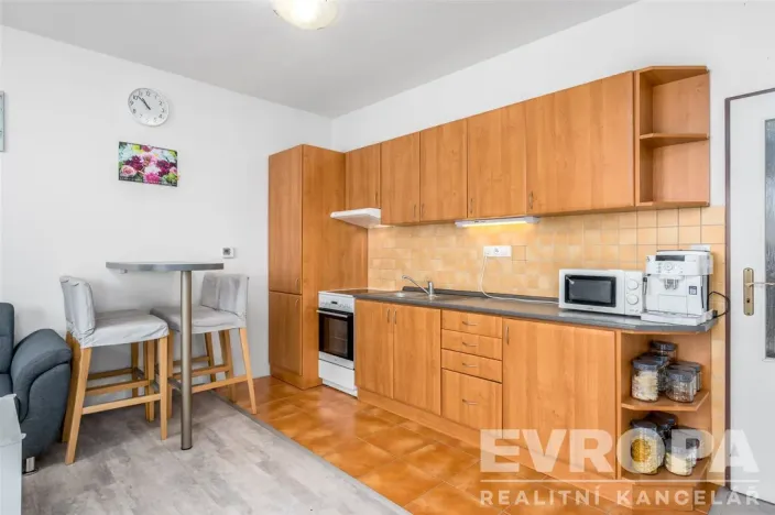 Pronájem bytu 2+kk, Hostivice, Litovická, 53 m2