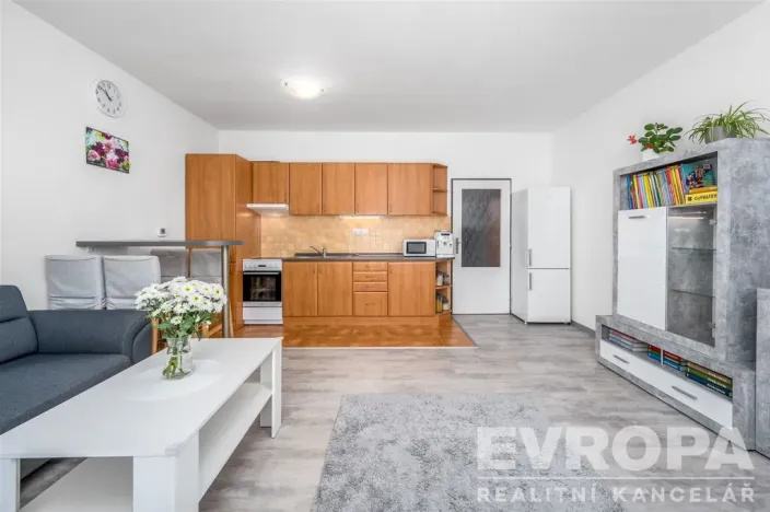Pronájem bytu 2+kk, Hostivice, Litovická, 53 m2