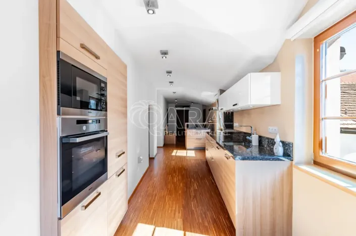 Pronájem bytu 4+kk, Beroun - Beroun-Centrum, Česká, 230 m2