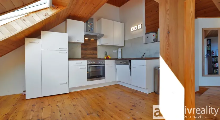 Pronájem bytu 2+kk, Chrášťany, Plzeňská, 69 m2