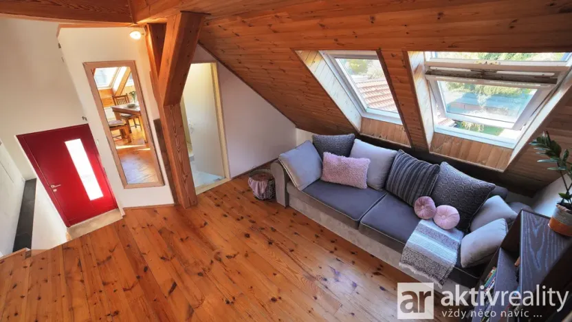 Pronájem bytu 2+kk, Chrášťany, Plzeňská, 69 m2