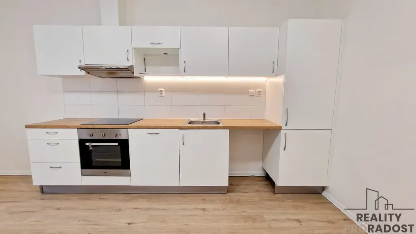 Pronájem bytu 2+kk, Brno, Mathonova, 39 m2