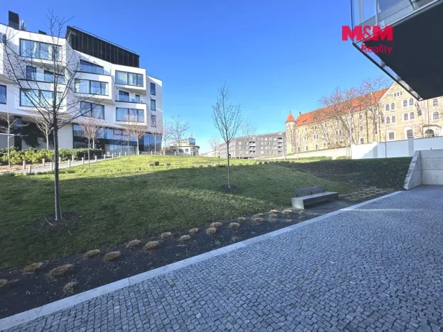 Prodej obchodního prostoru, Praha - Smíchov, Kobrova, 276 m2