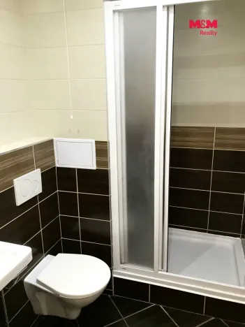 Pronájem bytu 2+kk, Praha - Lhotka, Mirotická, 35 m2