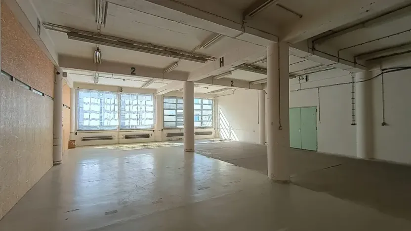 Pronájem skladu, Jablonec nad Nisou, Palackého, 212 m2