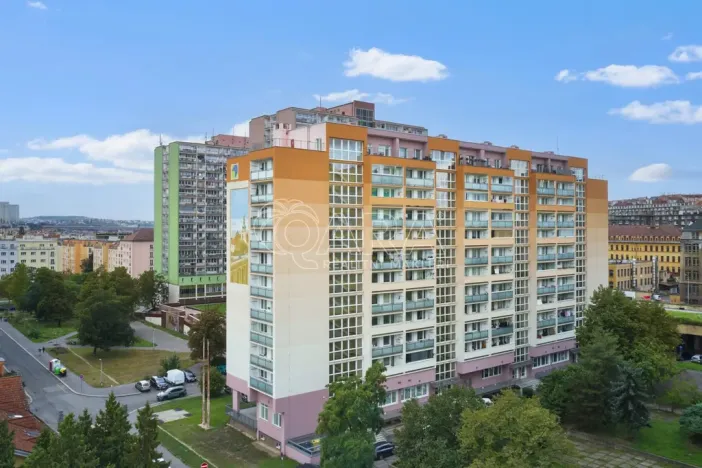 Prodej bytu 3+1, Praha - Vršovice, Uzbecká, 70 m2