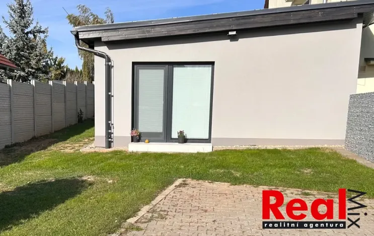 Pronájem bytu 3+kk, Nebovidy, 85 m2