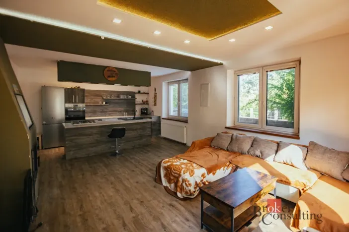 Prodej rodinného domu, Skřivany, Komenského, 160 m2