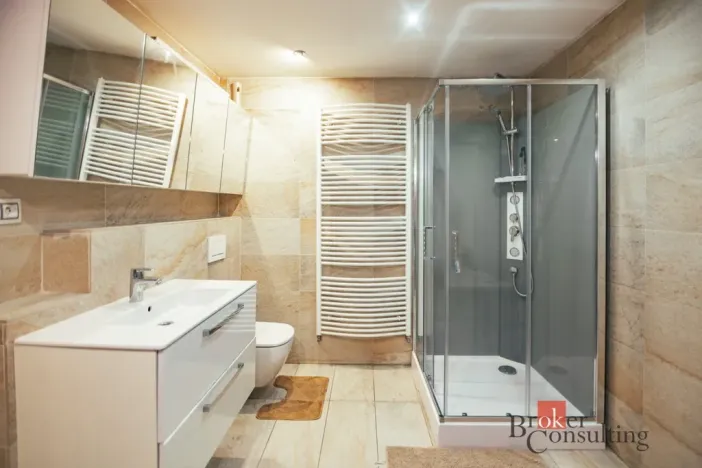 Prodej rodinného domu, Skřivany, Komenského, 160 m2