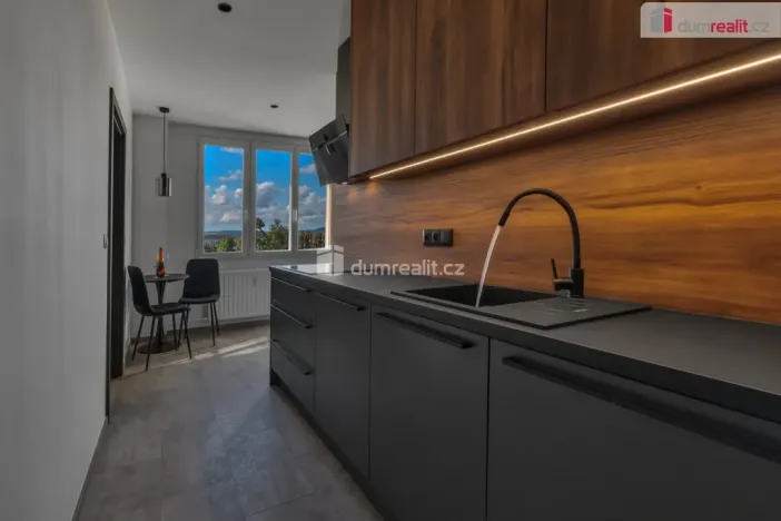 Prodej bytu 4+1, Sokolov, Alšova, 82 m2