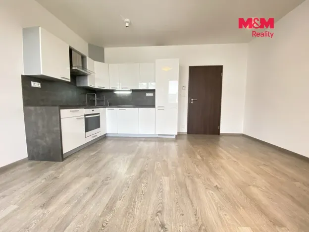 Pronájem bytu 2+kk, Ostrava - Moravská Ostrava, Jantarová, 58 m2