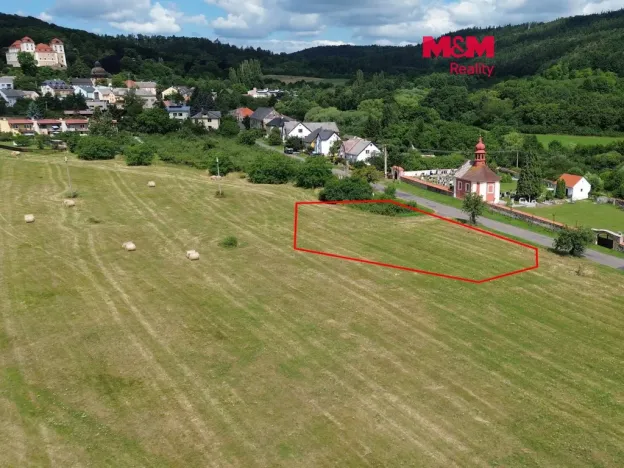 Prodej pozemku pro bydlení, Valeč, 1556 m2