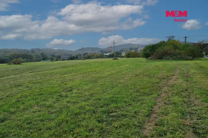 Prodej pozemku pro bydlení, Valeč, 1556 m2