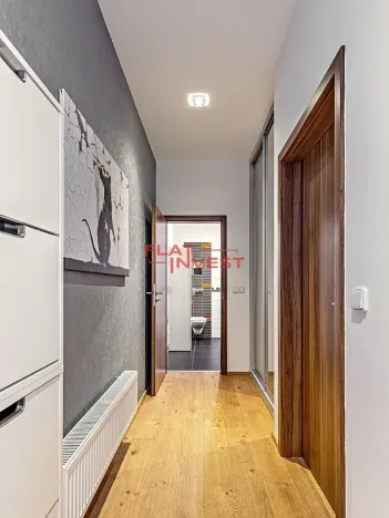 Pronájem bytu 2+kk, Praha - Libeň, Ve vrchu, 50 m2
