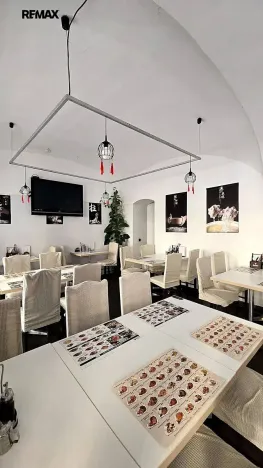 Pronájem restaurace, Praha - Karlín, Sokolovská, 188 m2