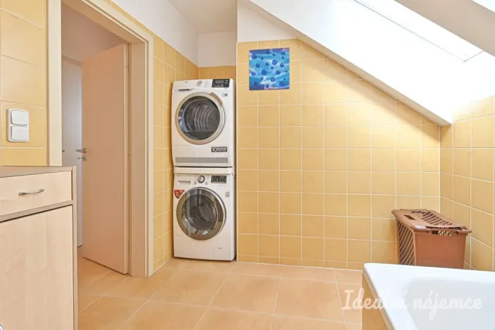 Pronájem bytu 2+kk, Brno - Bystrc, Černého, 53 m2