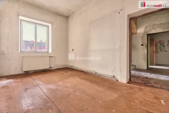 Prodej rodinného domu, Kravaře, náměstí, 200 m2