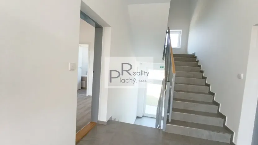 Prodej bytu 2+kk, Hevlín, 54 m2