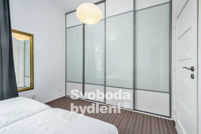 Pronájem bytu 2+kk, Praha - Smíchov, U Blaženky, 51 m2