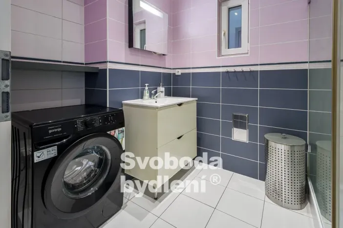 Pronájem bytu 2+kk, Praha - Smíchov, U Blaženky, 51 m2
