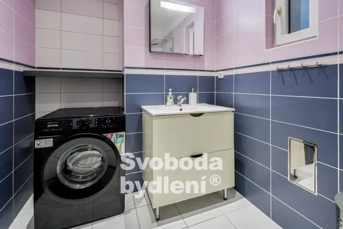 Pronájem bytu 2+kk, Praha - Smíchov, U Blaženky, 51 m2