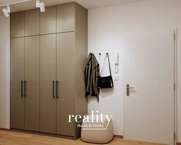 Prodej bytu 2+kk, Znojmo, 54 m2