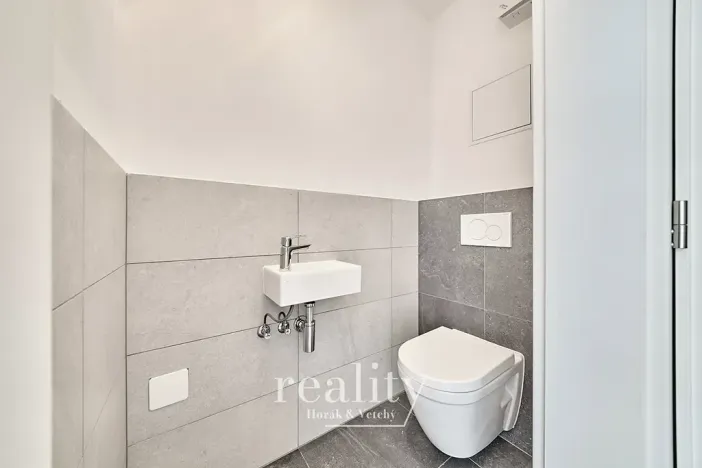 Pronájem bytu 3+kk, Znojmo, Hrušňová, 80 m2