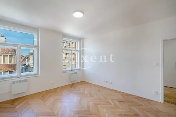 Pronájem bytu 2+kk, Praha - Nové Město, Štěpánská, 42 m2