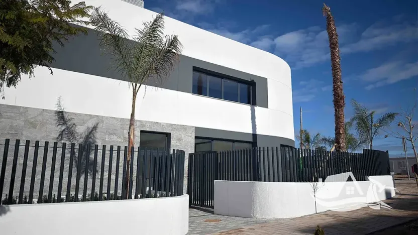Prodej rodinného domu, Torrevieja, Španělsko, 185 m2