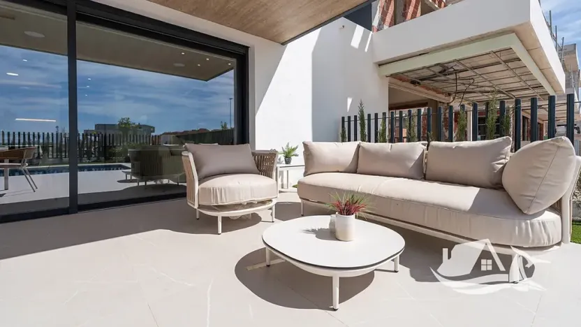 Prodej rodinného domu, Torrevieja, Španělsko, 185 m2