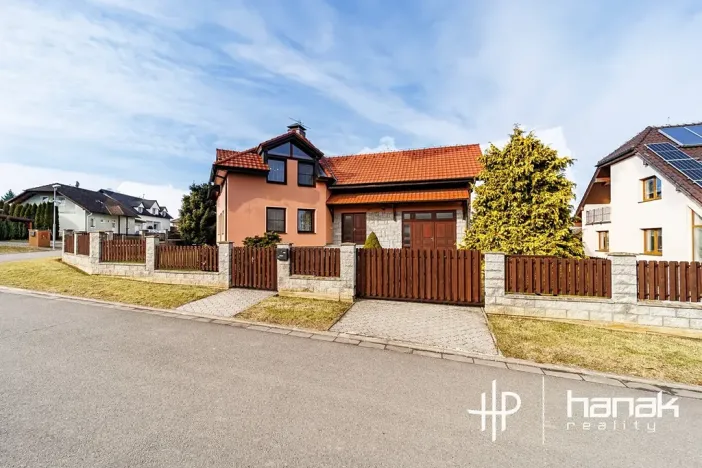 Pronájem rodinného domu, Doloplazy, 276 m2