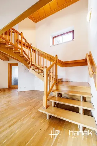 Pronájem rodinného domu, Doloplazy, 276 m2
