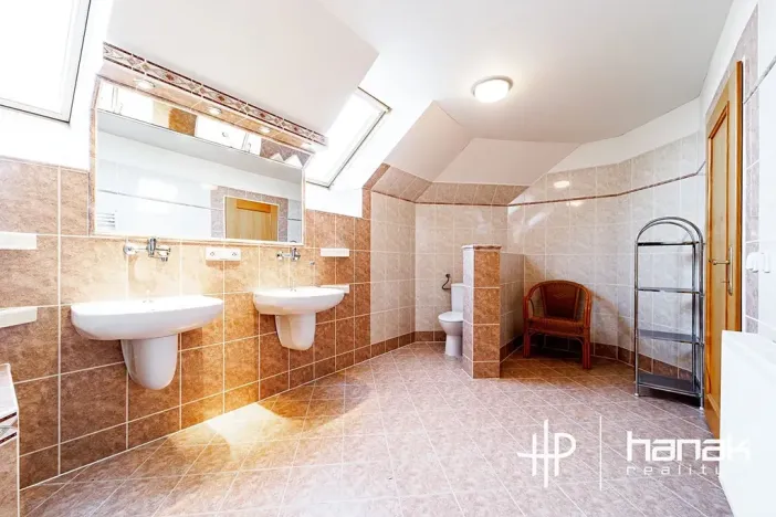 Pronájem rodinného domu, Doloplazy, 276 m2