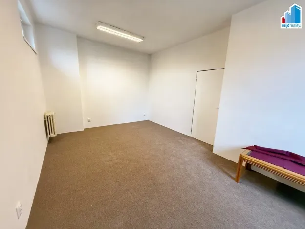 Pronájem bytu 2+1, Strašice, 48 m2
