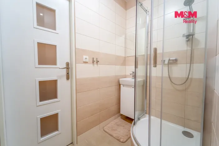 Prodej bytu 1+kk, Plzeň - Severní Předměstí, Sokolovská, 28 m2