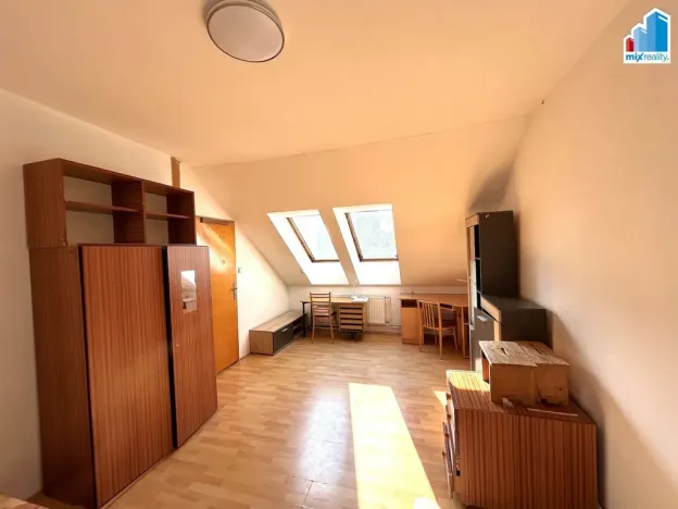 Pronájem bytu 2+1, Plzeň, Křimická, 75 m2
