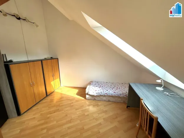Pronájem pokoje, Plzeň, Křimická, 75 m2