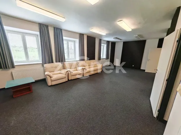 Pronájem kanceláře, Zlín - Mladcová, Návesní, 164 m2