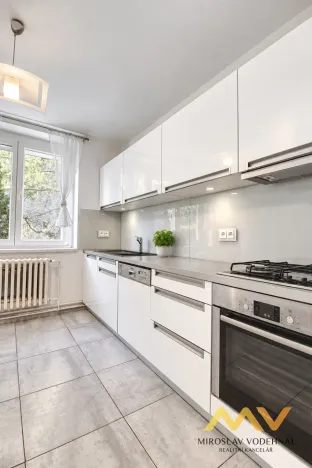 Pronájem bytu 3+1, Hradec Králové - Slezské Předměstí, Brandlova, 74 m2