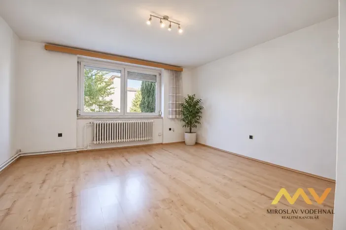 Pronájem bytu 3+1, Hradec Králové - Slezské Předměstí, Brandlova, 74 m2