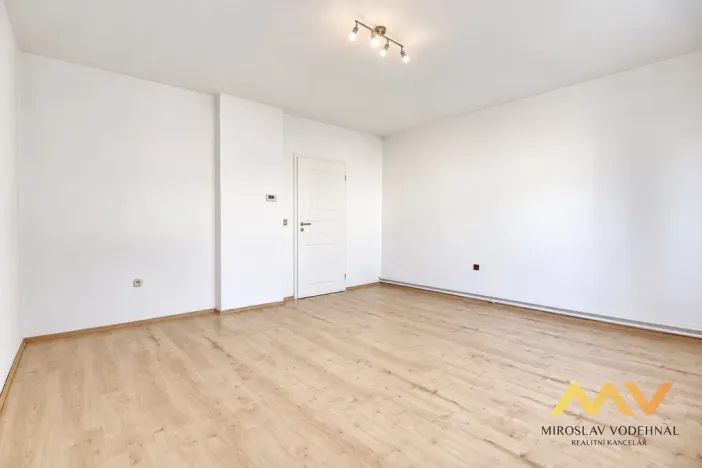 Pronájem bytu 3+1, Hradec Králové - Slezské Předměstí, Brandlova, 74 m2