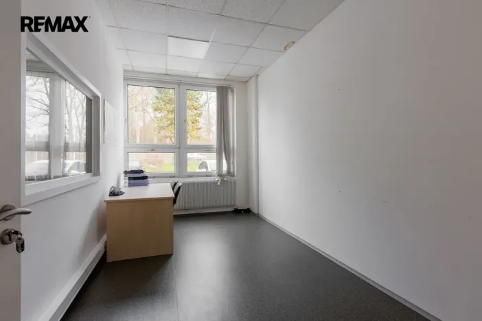 Pronájem skladu, Chodová Planá, Kyjovská, 2489 m2