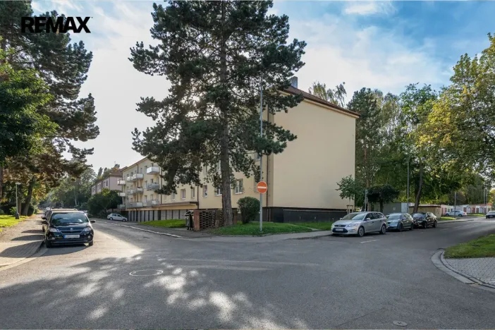Prodej bytu 3+1, Kolín - Kolín II, Na Magistrále, 57 m2