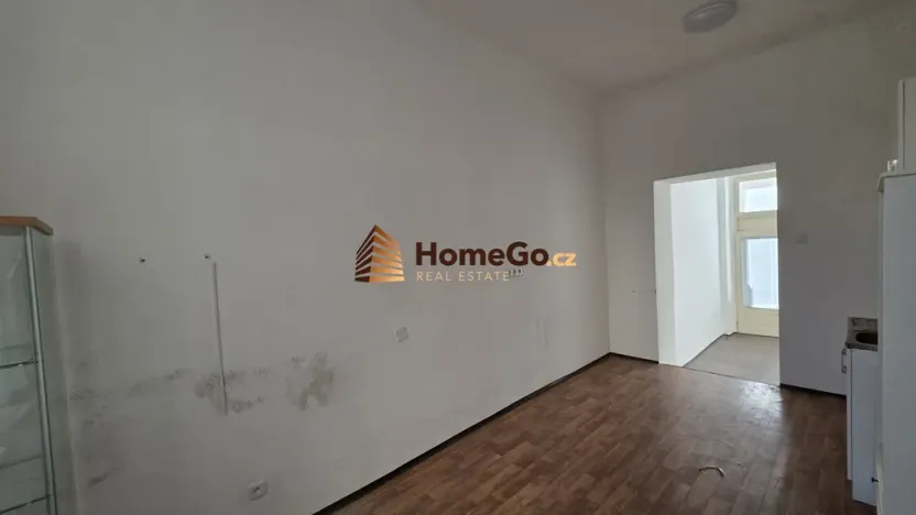 Pronájem obchodního prostoru, Praha - Vršovice, Žitomírská, 33 m2