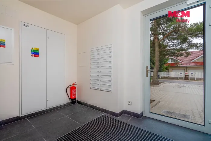 Prodej bytu 1+kk, Praha - Třebonice, U Zličína, 24 m2